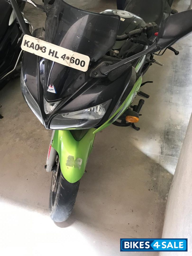 Black Green Yamaha Fazer