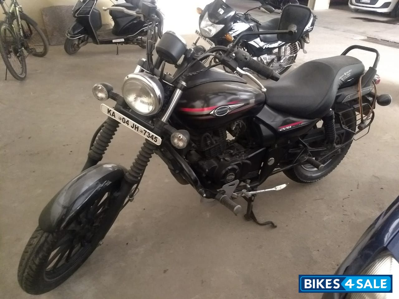 Black & Red Bajaj Avenger Street 220 Black & Red Bajaj Avenger Street 220