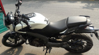 White Bajaj Dominar 400 Disc