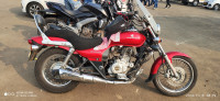 Red Bajaj Avenger 220 DTS-i