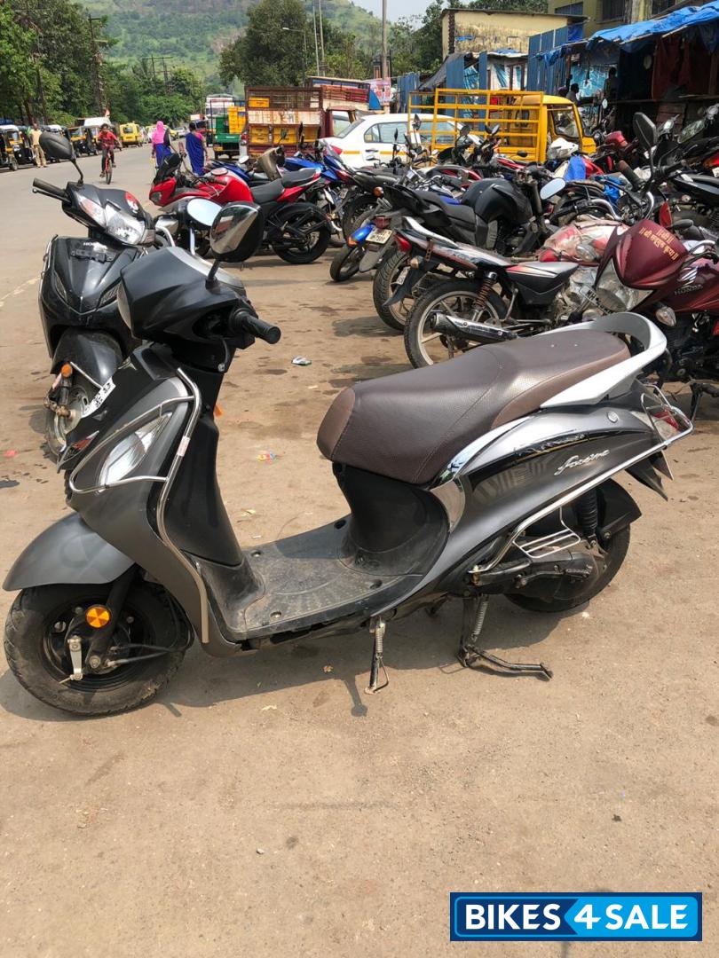 Yamaha Fascino X Special Edition