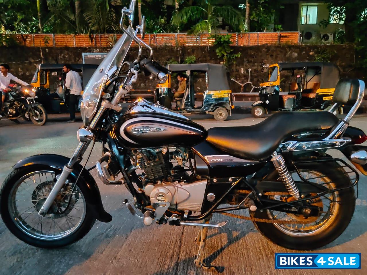 Bajaj Avenger Cruise 220