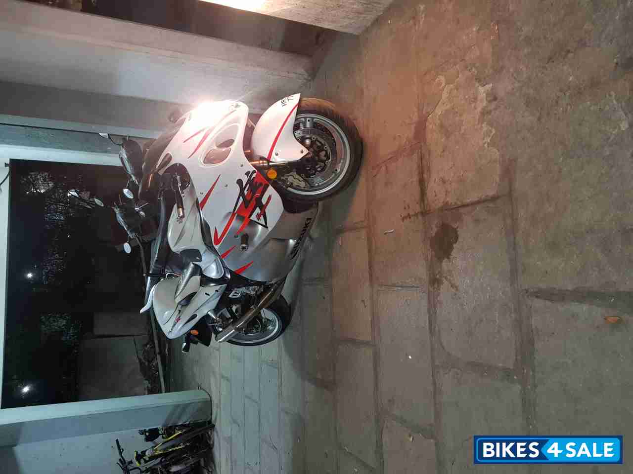 Suzuki Hayabusa GSX1300R Suzuki Hayabusa GSX1300R