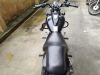 Black Bajaj Avenger Street 220