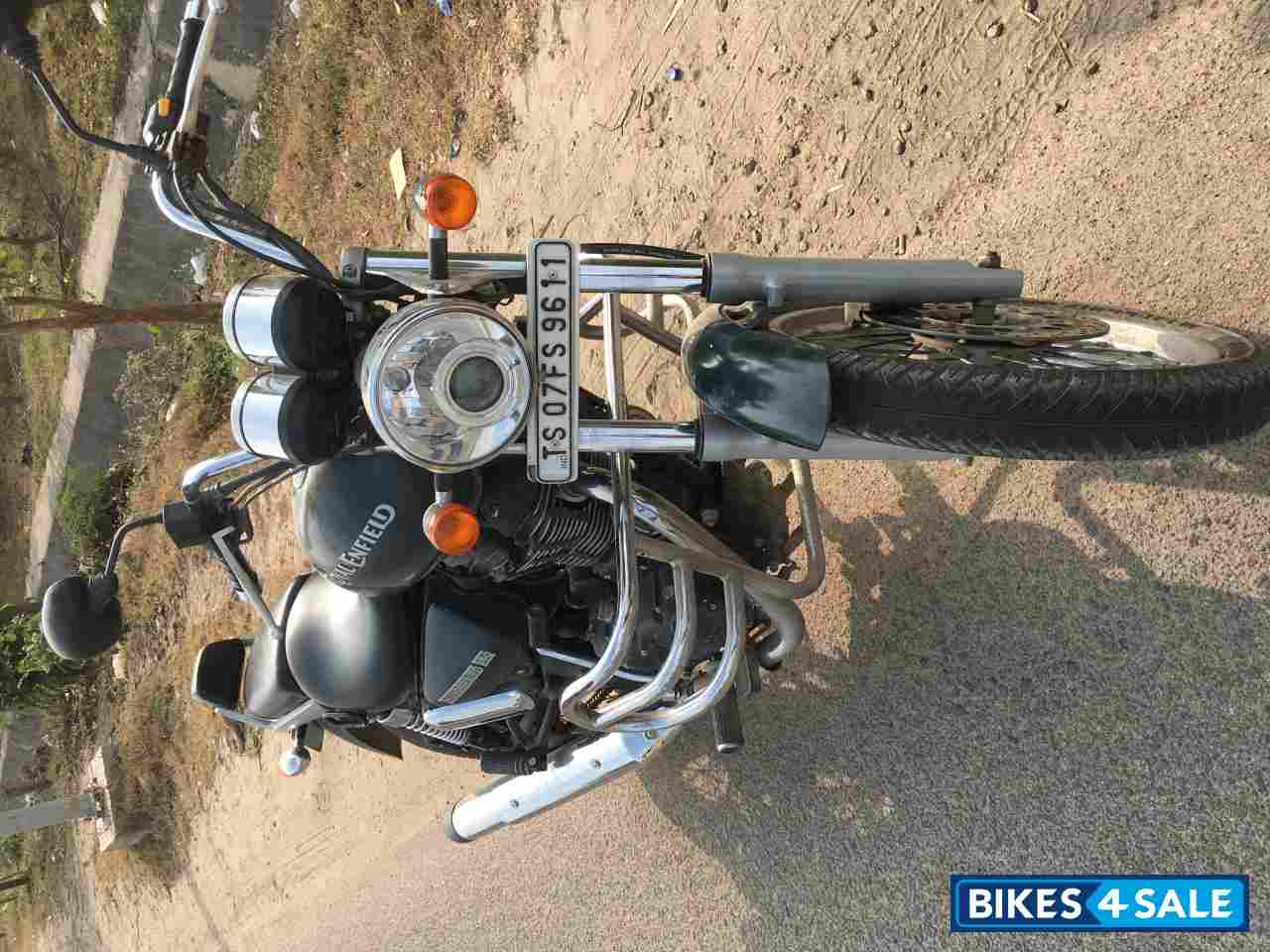 Asphalt Royal Enfield Thunderbird 350