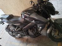 Black Bajaj Pulsar 200 NS