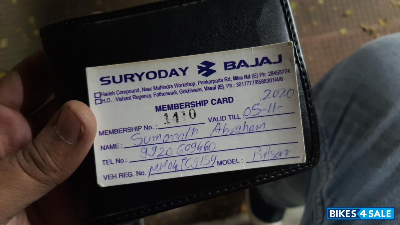 Black Bajaj Pulsar 200 NS