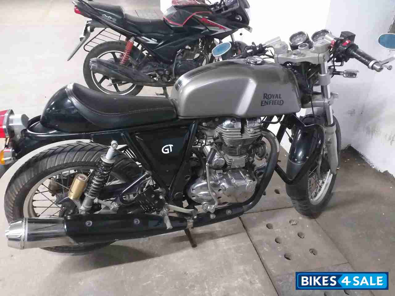 Royal Enfield Continental GT 535