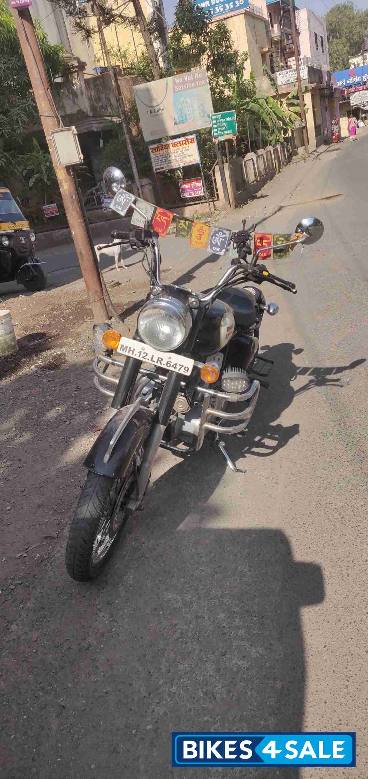 Black Royal Enfield Classic 350 Black Royal Enfield Classic 350