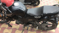 Black Yamaha FZ16