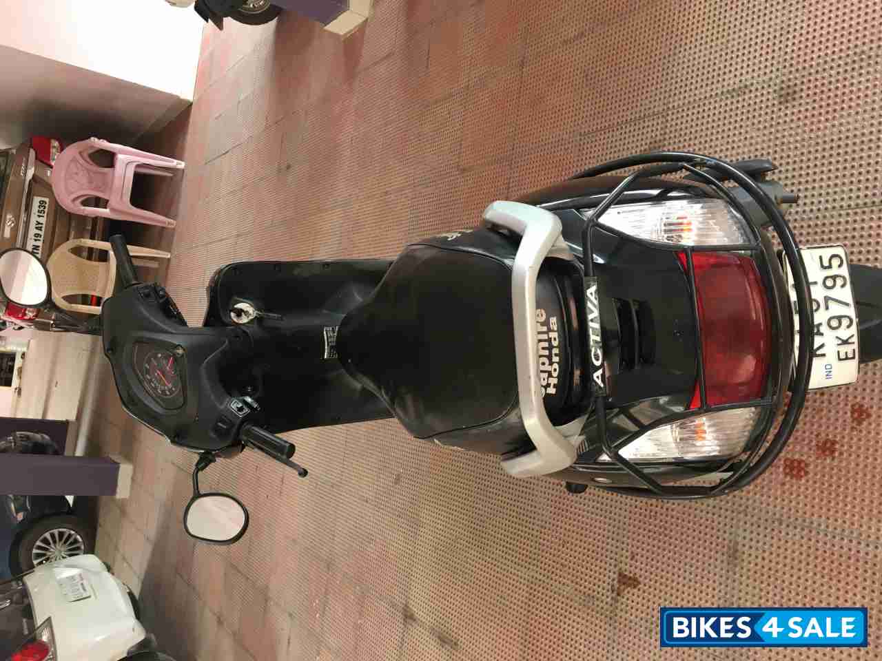 Black Honda Activa