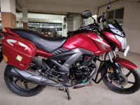 Red Honda CB Unicorn 160