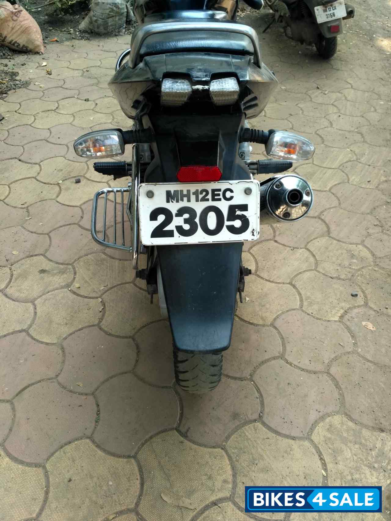Black Bajaj Pulsar 150 DTSi