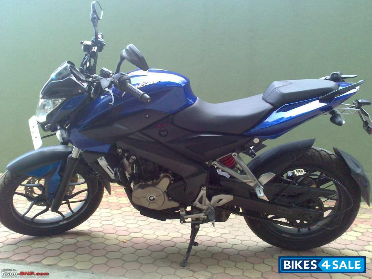 Bajaj Pulsar 200 NS