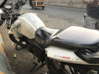 White TVS Apache RTR 180