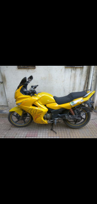 Yellow Hero Karizma ZMR