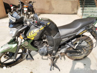 Yamaha FZ-S