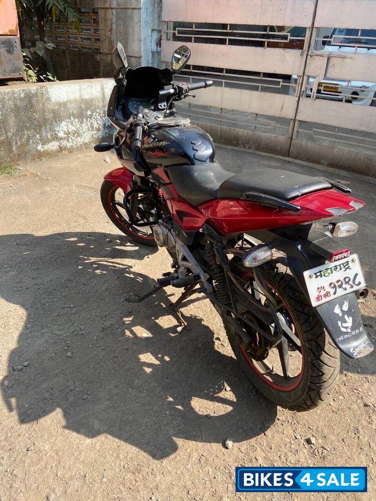 Bajaj Pulsar 220 DTSFi