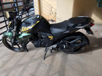 Matt Green Yamaha FZ-S