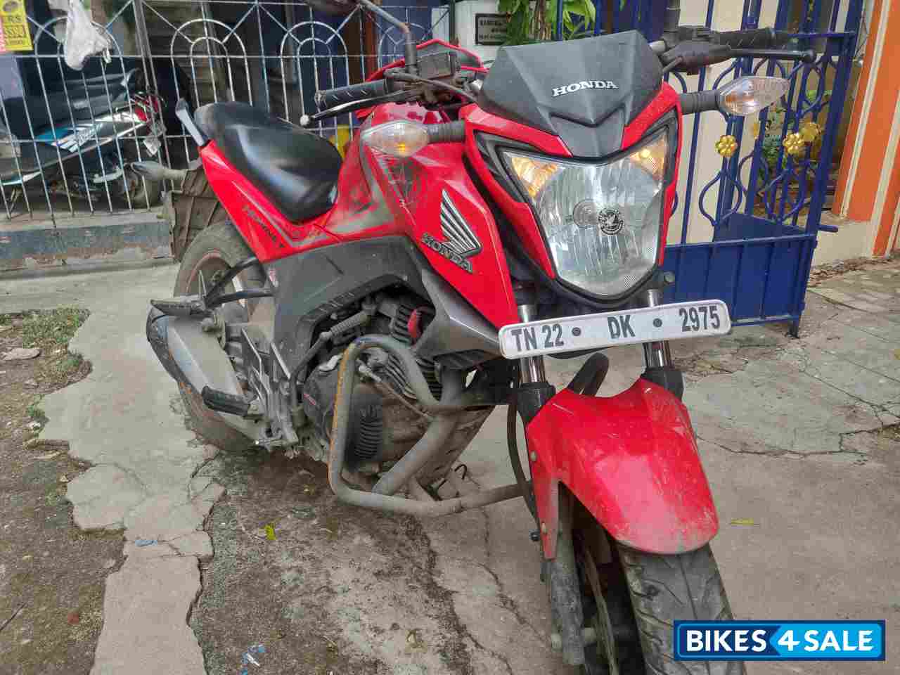 Honda CB Hornet 160R Honda CB Hornet 160R