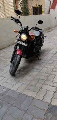 Maroon Red Harley Davidson Street 750