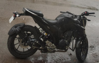 Black Yamaha FZ25