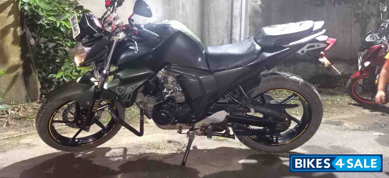 Military Green Yamaha FZ-S