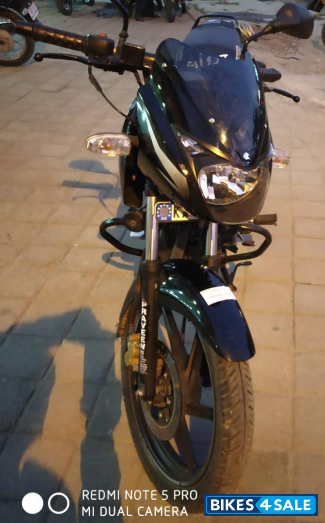 Black Bajaj Pulsar AS 150 Black Bajaj Pulsar AS 150