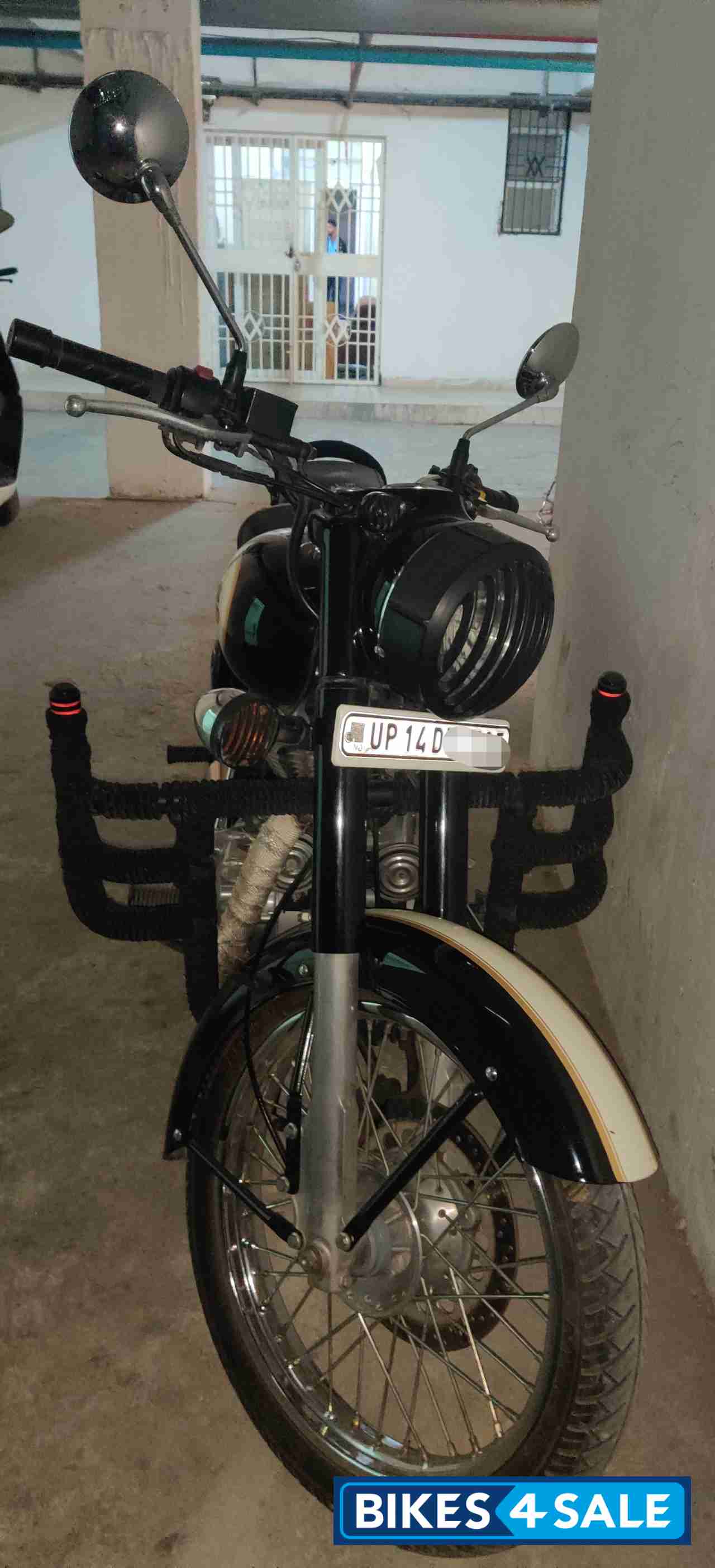 Royal Enfield Classic 500