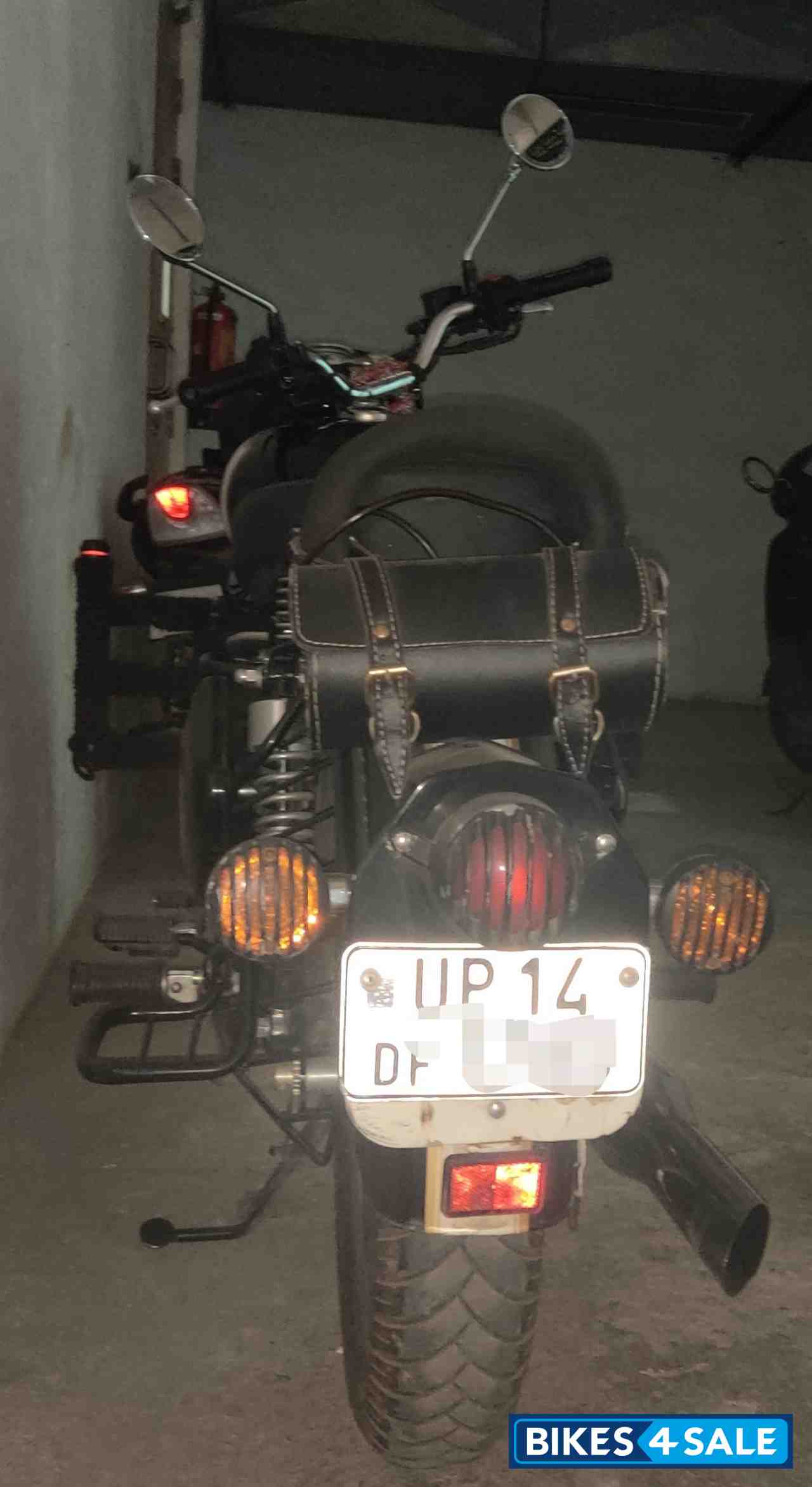 Royal Enfield Classic 500