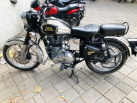 Black Royal Enfield Classic Chrome