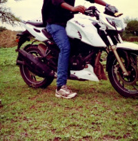 TVS Apache RTR 200 4V