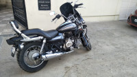 Black And Gray Bajaj Avenger Cruise 220