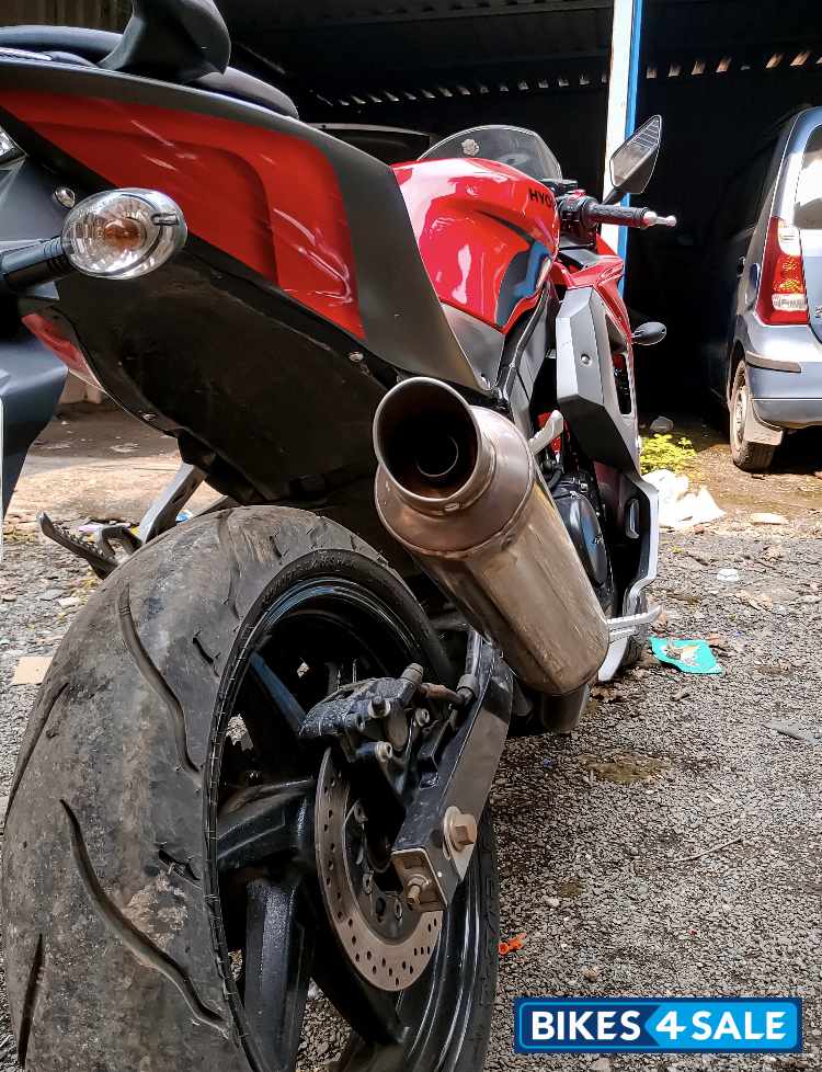 Red Hyosung GT250R Red Hyosung GT250R