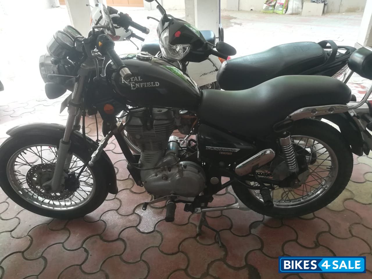 Royal Enfield Thunderbird TwinSpark 350