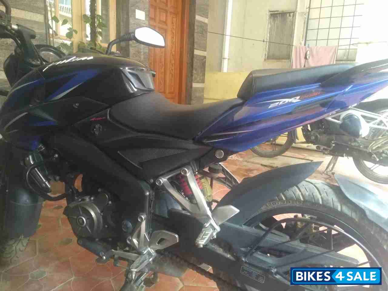 Bajaj Pulsar 200 NS