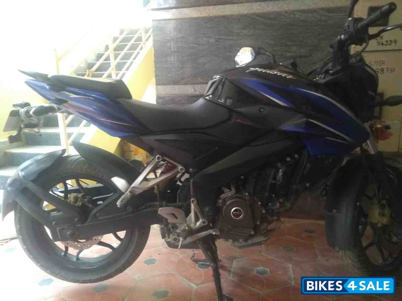 Bajaj Pulsar 200 NS