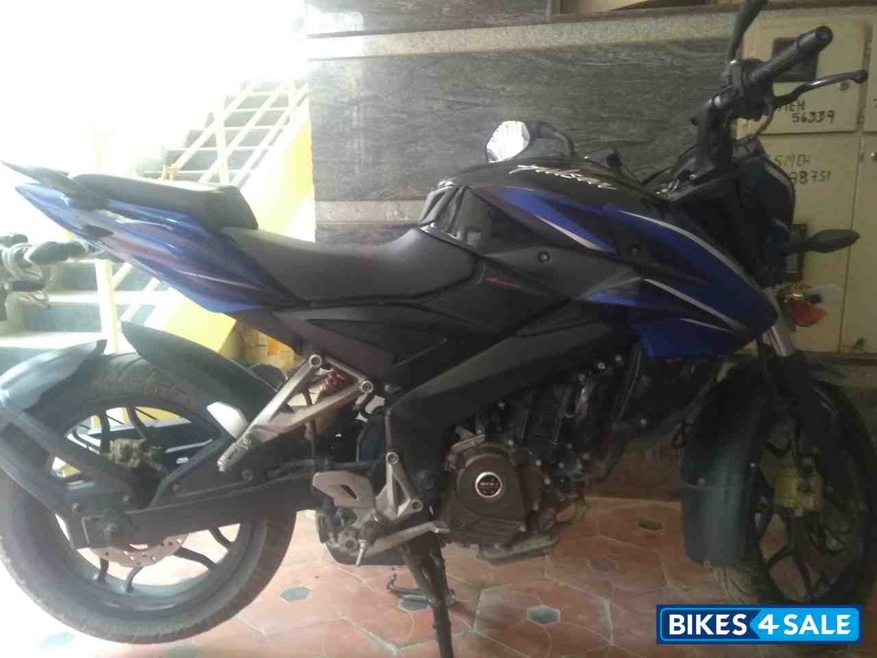 Bajaj Pulsar 200 NS