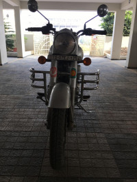 Silver Royal Enfield Classic 350