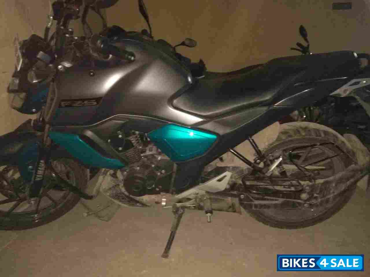 Grey Ceon Yamaha FZ-S FI V3