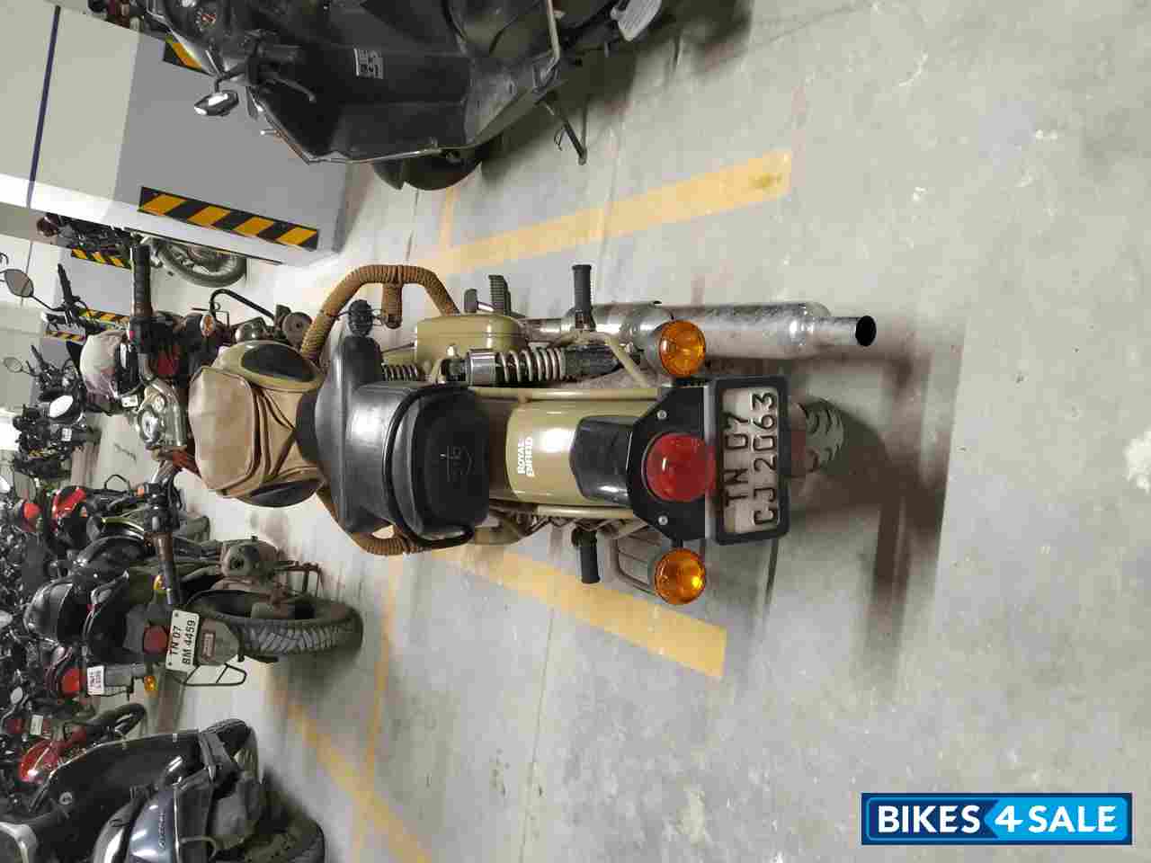 Royal Enfield Classic Desert Storm Royal Enfield Classic Desert Storm