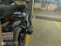 Night Blue Bajaj Dominar 400 Disc