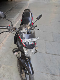 Black & Red Yamaha SS125