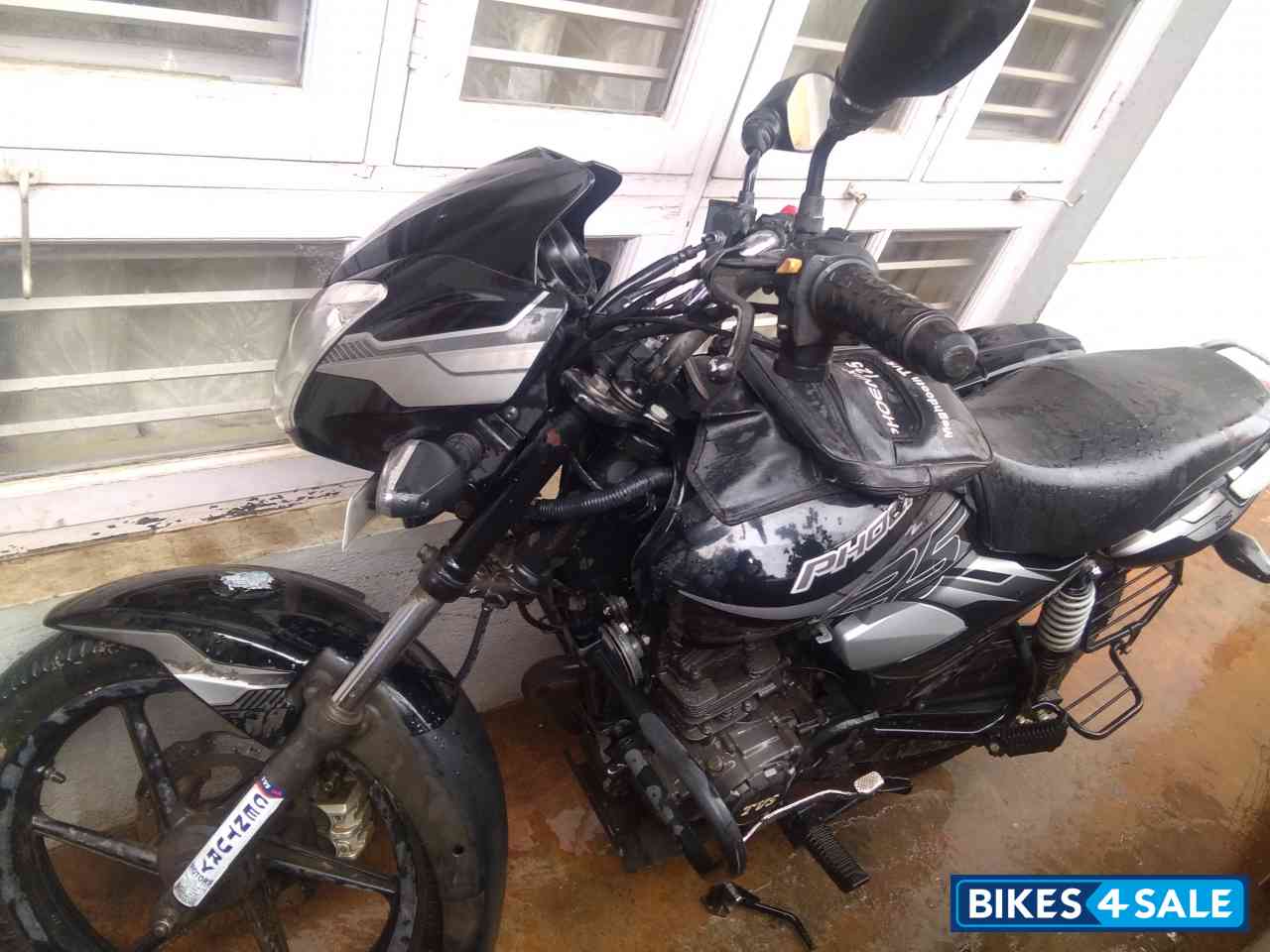 Black TVS Phoenix