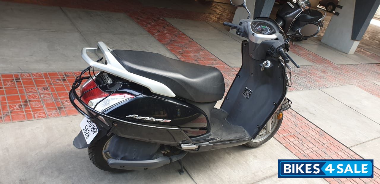 Black Honda Activa 125