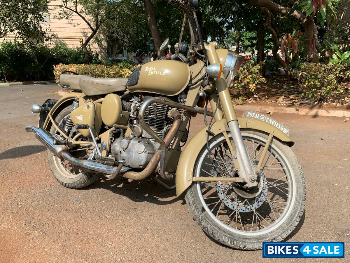 Royal Enfield Classic Desert Storm