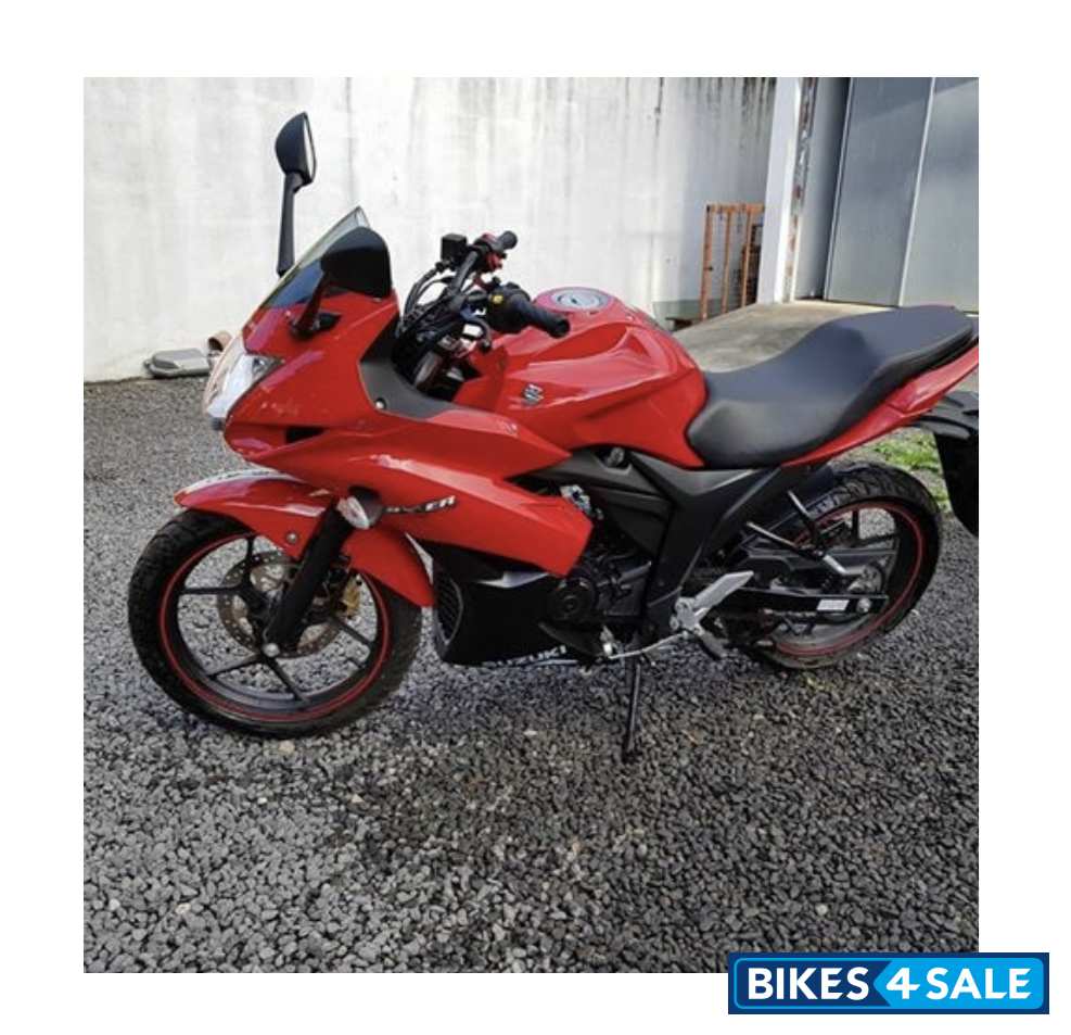 Suzuki Gixxer SF