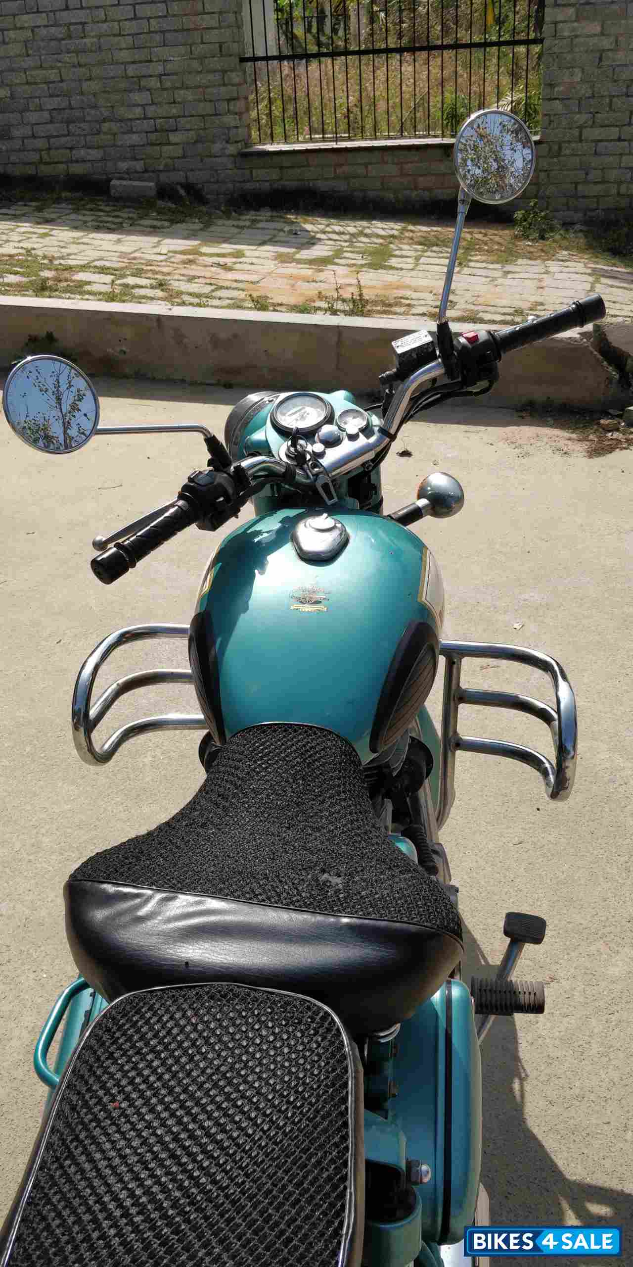 Royal Enfield Classic 500