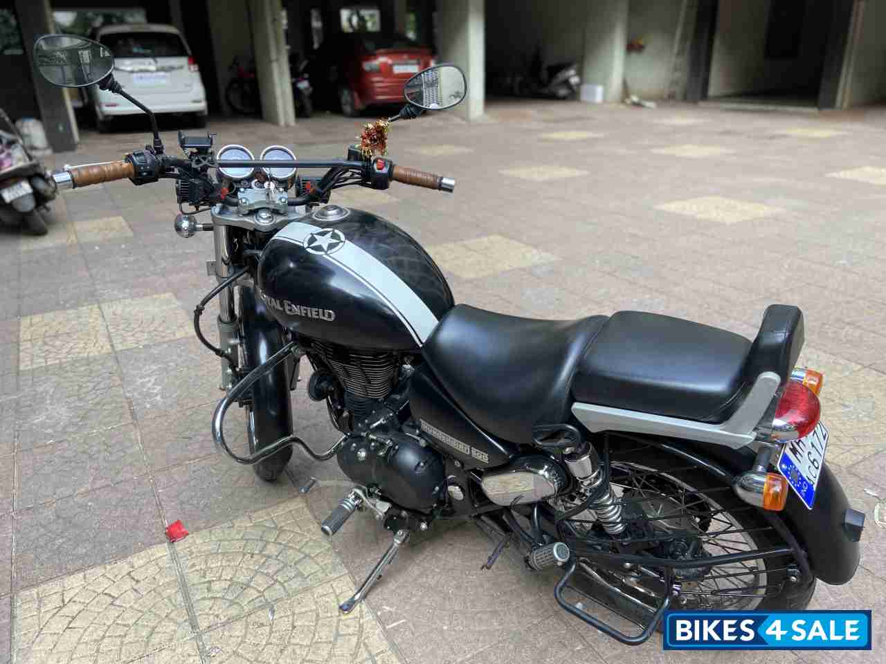 Matte Black Royal Enfield Thunderbird 500
