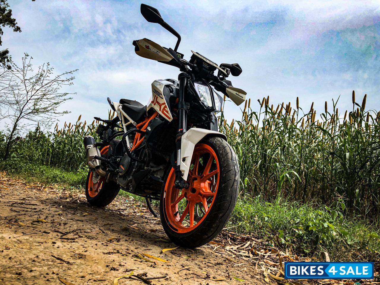 KTM Duke 390